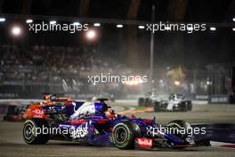 Daniil Kvyat (RUS) Scuderia Toro Rosso STR12.                                17.09.2017. Formula 1 World Championship, Rd 14, Singapore Grand Prix, Marina Bay Street Circuit, Singapore, Race Day.