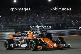 Stoffel Vandoorne (BEL) McLaren MCL32. 17.09.2017. Formula 1 World Championship, Rd 14, Singapore Grand Prix, Marina Bay Street Circuit, Singapore, Race Day.