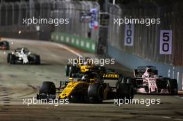 Nico Hulkenberg (GER) Renault Sport F1 Team RS17. 17.09.2017. Formula 1 World Championship, Rd 14, Singapore Grand Prix, Marina Bay Street Circuit, Singapore, Race Day.