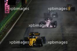 Nico Hulkenberg (GER) Renault Sport F1 Team RS17. 17.09.2017. Formula 1 World Championship, Rd 14, Singapore Grand Prix, Marina Bay Street Circuit, Singapore, Race Day.