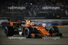 Stoffel Vandoorne (BEL) McLaren MCL32. 17.09.2017. Formula 1 World Championship, Rd 14, Singapore Grand Prix, Marina Bay Street Circuit, Singapore, Race Day.