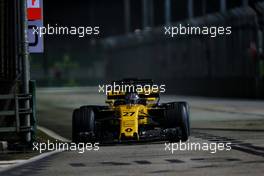 Nico Hulkenberg (GER) Renault Sport F1 Team RS17. 17.09.2017. Formula 1 World Championship, Rd 14, Singapore Grand Prix, Marina Bay Street Circuit, Singapore, Race Day.