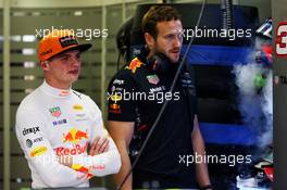 Max Verstappen (NLD) Red Bull Racing. 16.09.2017. Formula 1 World Championship, Rd 14, Singapore Grand Prix, Marina Bay Street Circuit, Singapore, Qualifying Day.