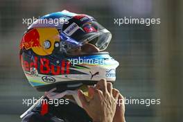 Daniel Ricciardo (AUS) Red Bull Racing 16.09.2017. Formula 1 World Championship, Rd 14, Singapore Grand Prix, Marina Bay Street Circuit, Singapore, Qualifying Day.