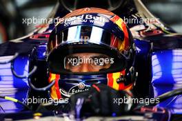 Carlos Sainz Jr (ESP) Scuderia Toro Rosso STR12. 16.09.2017. Formula 1 World Championship, Rd 14, Singapore Grand Prix, Marina Bay Street Circuit, Singapore, Qualifying Day.