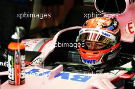 George Russell (GBR) Sahara Force India F1 VJM10 Test Driver. 24.11.2017. Formula 1 World Championship, Rd 20, Abu Dhabi Grand Prix, Yas Marina Circuit, Abu Dhabi, Practice Day.