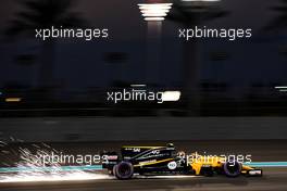 Carlos Sainz Jr (ESP) Renault Sport F1 Team RS17.                                24.11.2017. Formula 1 World Championship, Rd 20, Abu Dhabi Grand Prix, Yas Marina Circuit, Abu Dhabi, Practice Day.