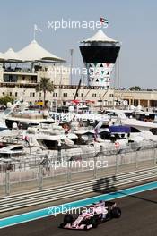 Sergio Perez (MEX) Sahara Force India F1 VJM10. 24.11.2017. Formula 1 World Championship, Rd 20, Abu Dhabi Grand Prix, Yas Marina Circuit, Abu Dhabi, Practice Day.