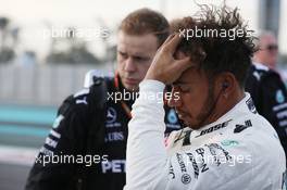 Lewis Hamilton (GBR) Mercedes AMG F1 W08. 26.11.2017. Formula 1 World Championship, Rd 20, Abu Dhabi Grand Prix, Yas Marina Circuit, Abu Dhabi, Race Day.