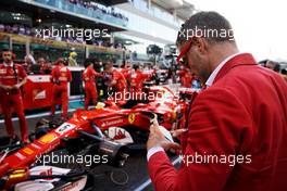 Lapo Elkann (USA) LA Holding, Italia Independent and Independent Ideas President with Ferrari on the grid.                                26.11.2017. Formula 1 World Championship, Rd 20, Abu Dhabi Grand Prix, Yas Marina Circuit, Abu Dhabi, Race Day.