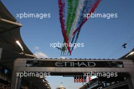 Airplane display. 26.11.2017. Formula 1 World Championship, Rd 20, Abu Dhabi Grand Prix, Yas Marina Circuit, Abu Dhabi, Race Day.