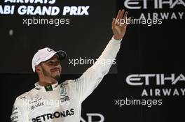 2nd place Lewis Hamilton (GBR) Mercedes AMG F1 W08. 26.11.2017. Formula 1 World Championship, Rd 20, Abu Dhabi Grand Prix, Yas Marina Circuit, Abu Dhabi, Race Day.