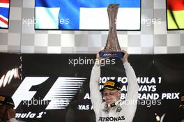 1st place Valtteri Bottas (FIN) Mercedes AMG F1 W08. 26.11.2017. Formula 1 World Championship, Rd 20, Abu Dhabi Grand Prix, Yas Marina Circuit, Abu Dhabi, Race Day.