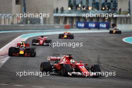 Sebastian Vettel (GER) Ferrari SF70H. 26.11.2017. Formula 1 World Championship, Rd 20, Abu Dhabi Grand Prix, Yas Marina Circuit, Abu Dhabi, Race Day.