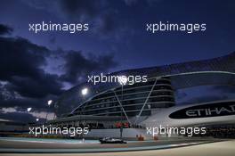 Valtteri Bottas (FIN) Mercedes AMG F1 W08. 26.11.2017. Formula 1 World Championship, Rd 20, Abu Dhabi Grand Prix, Yas Marina Circuit, Abu Dhabi, Race Day.