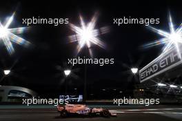 Sergio Perez (MEX) Sahara Force India F1 VJM10. 26.11.2017. Formula 1 World Championship, Rd 20, Abu Dhabi Grand Prix, Yas Marina Circuit, Abu Dhabi, Race Day.