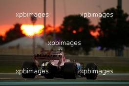 Esteban Ocon (FRA) Force India F1  26.11.2017. Formula 1 World Championship, Rd 20, Abu Dhabi Grand Prix, Yas Marina Circuit, Abu Dhabi, Race Day.