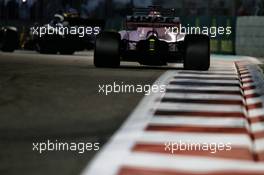 Sergio Perez (MEX) Sahara Force India F1 VJM10. 26.11.2017. Formula 1 World Championship, Rd 20, Abu Dhabi Grand Prix, Yas Marina Circuit, Abu Dhabi, Race Day.