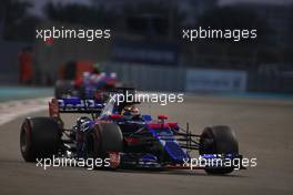 Brendon Hartley (NZ), Scuderia Toro Rosso  26.11.2017. Formula 1 World Championship, Rd 20, Abu Dhabi Grand Prix, Yas Marina Circuit, Abu Dhabi, Race Day.