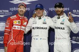 Pole position for Valtteri Bottas (FIN) Mercedes AMG F1 W08, 2nd for Lewis Hamilton (GBR) Mercedes AMG F1 W08 and 3rd for Sebastian Vettel (GER) Ferrari SF70H.  25.11.2017. Formula 1 World Championship, Rd 20, Abu Dhabi Grand Prix, Yas Marina Circuit, Abu Dhabi, Qualifying Day.