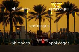 Pascal Wehrlein (GER) Sauber F1 Team  25.11.2017. Formula 1 World Championship, Rd 20, Abu Dhabi Grand Prix, Yas Marina Circuit, Abu Dhabi, Qualifying Day.