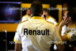 Renault F1 Team  25.11.2017. Formula 1 World Championship, Rd 20, Abu Dhabi Grand Prix, Yas Marina Circuit, Abu Dhabi, Qualifying Day.