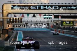 Sergio Perez (MEX) Sahara Force India F1 VJM10. 25.11.2017. Formula 1 World Championship, Rd 20, Abu Dhabi Grand Prix, Yas Marina Circuit, Abu Dhabi, Qualifying Day.