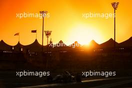 Pascal Wehrlein (GER) Sauber C36. 25.11.2017. Formula 1 World Championship, Rd 20, Abu Dhabi Grand Prix, Yas Marina Circuit, Abu Dhabi, Qualifying Day.