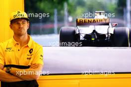 Nico Hulkenberg (GER) Renault Sport F1 Team. 26.11.2017. Formula 1 World Championship, Rd 20, Abu Dhabi Grand Prix, Yas Marina Circuit, Abu Dhabi, Race Day.