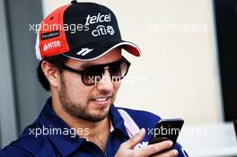 Sergio Perez (MEX) Sahara Force India F1. 23.11.2017. Formula 1 World Championship, Rd 20, Abu Dhabi Grand Prix, Yas Marina Circuit, Abu Dhabi, Preparation Day.