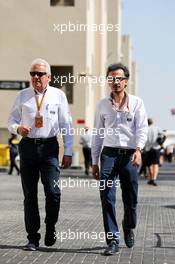 (L to R): Charlie Whiting (GBR) FIA Delegate with Laurent Mekies (FRA) FIA Safety Director. 23.11.2017. Formula 1 World Championship, Rd 20, Abu Dhabi Grand Prix, Yas Marina Circuit, Abu Dhabi, Preparation Day.