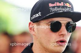Max Verstappen (NLD) Red Bull Racing. 23.11.2017. Formula 1 World Championship, Rd 20, Abu Dhabi Grand Prix, Yas Marina Circuit, Abu Dhabi, Preparation Day.