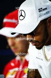 Lewis Hamilton (GBR) Mercedes AMG F1 in the FIA Press Conference. 23.11.2017. Formula 1 World Championship, Rd 20, Abu Dhabi Grand Prix, Yas Marina Circuit, Abu Dhabi, Preparation Day.