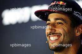 Daniel Ricciardo (AUS) Red Bull Racing in the FIA Press Conference. 23.11.2017. Formula 1 World Championship, Rd 20, Abu Dhabi Grand Prix, Yas Marina Circuit, Abu Dhabi, Preparation Day.