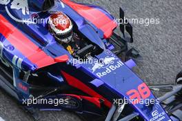 Sean Gelael (IDN) Scuderia Toro Rosso Test Driver.  28.11.2017. Formula 1 Testing, Yas Marina Circuit, Abu Dhabi, Tuesday.