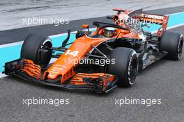 Fernando Alonso (ESP) McLaren F1  28.11.2017. Formula 1 Testing, Yas Marina Circuit, Abu Dhabi, Tuesday.