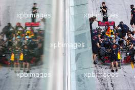 Daniel Ricciardo (AUS) Red Bull Racing RB13. 28.11.2017. Formula 1 Testing, Yas Marina Circuit, Abu Dhabi, Tuesday.