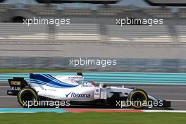 Robert Kubica (POL), Williams F1 Team  28.11.2017. Formula 1 Testing, Yas Marina Circuit, Abu Dhabi, Tuesday.