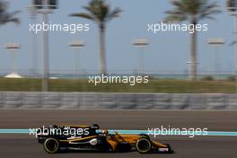 Carlos Sainz Jr (ESP) Renault F1 Team  29.11.2017. Formula 1 Testing, Yas Marina Circuit, Abu Dhabi, Wednesday.