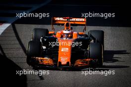 Stoffel Vandoorne (BEL) McLaren MCL32. 29.11.2017. Formula 1 Testing, Yas Marina Circuit, Abu Dhabi, Wednesday.