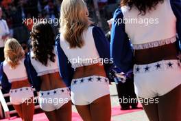 Dallas Cowboys Cheerleaders. 22.10.2017. Formula 1 World Championship, Rd 17, United States Grand Prix, Austin, Texas, USA, Race Day.
