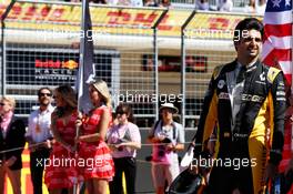 Carlos Sainz Jr (ESP) Renault Sport F1 Team on the grid. 22.10.2017. Formula 1 World Championship, Rd 17, United States Grand Prix, Austin, Texas, USA, Race Day.