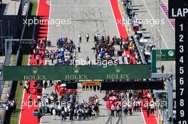 The grid before the start of the race. 22.10.2017. Formula 1 World Championship, Rd 17, United States Grand Prix, Austin, Texas, USA, Race Day.