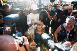 Lewis Hamilton (GBR) Mercedes AMG F1 with his family at post race celebrations. 22.10.2017. Formula 1 World Championship, Rd 17, United States Grand Prix, Austin, Texas, USA, Race Day.