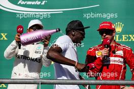 (L to R): Race winner Lewis Hamilton (GBR) Mercedes AMG F1 celebrates on the podium with Usain Bolt (JAM) Athlete and Kimi Raikkonen (FIN) Ferrari. 22.10.2017. Formula 1 World Championship, Rd 17, United States Grand Prix, Austin, Texas, USA, Race Day.