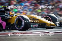 Carlos Sainz Jr (ESP) Renault Sport F1 Team RS17. 21.10.2017. Formula 1 World Championship, Rd 17, United States Grand Prix, Austin, Texas, USA, Qualifying Day.