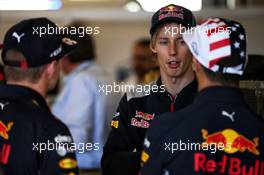 (L to R): Max Verstappen (NLD) Red Bull Racing with Brendon Hartley (NZL) Scuderia Toro Rosso and Daniel Ricciardo (AUS) Red Bull Racing. 22.10.2017. Formula 1 World Championship, Rd 17, United States Grand Prix, Austin, Texas, USA, Race Day.