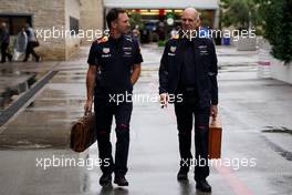 (L to R): Christian Horner (GBR) Red Bull Racing Team Principal with Adrian Newey (GBR) Red Bull Racing Chief Technical Officer.                                22.10.2017. Formula 1 World Championship, Rd 17, United States Grand Prix, Austin, Texas, USA, Race Day.