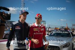 (L to R): Brendon Hartley (NZL) Scuderia Toro Rosso and Sebastian Vettel (GER) Ferrari on the drivers parade. 22.10.2017. Formula 1 World Championship, Rd 17, United States Grand Prix, Austin, Texas, USA, Race Day.
