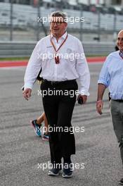 Ross Brawn (GBR) Managing Director, Motor Sports, walks the track in support of Drive for The Cure. 19.10.2017. Formula 1 World Championship, Rd 17, United States Grand Prix, Austin, Texas, USA, Preparation Day.